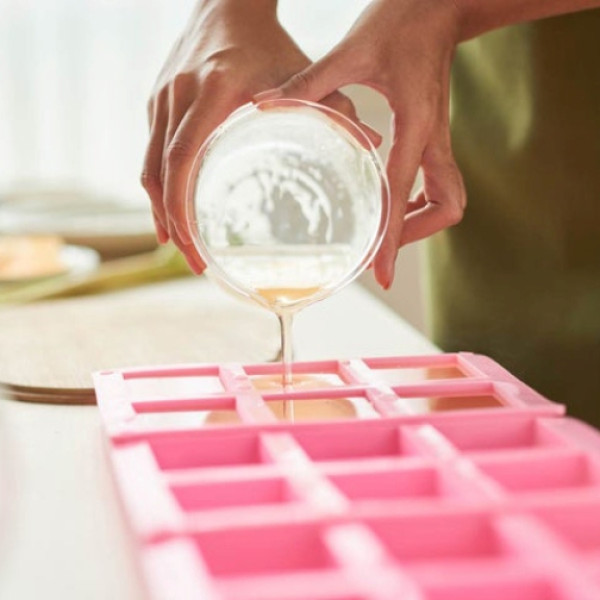 Natural Glycerin Tnsparrent Soap Base - 500gm